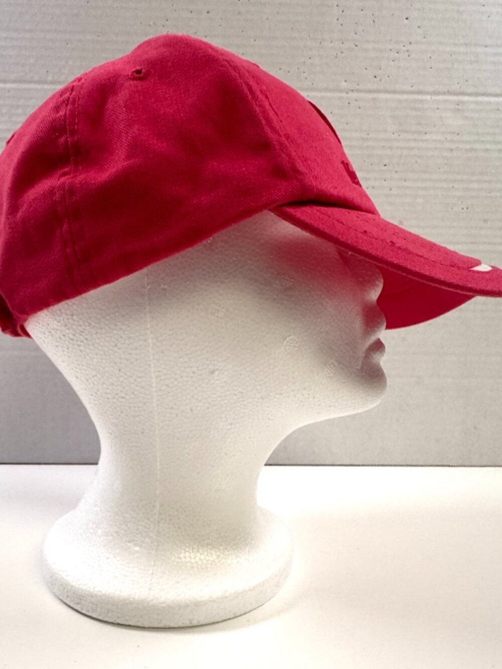 Mercedes Bends Racing Cap Pink - Picture 3 of 8